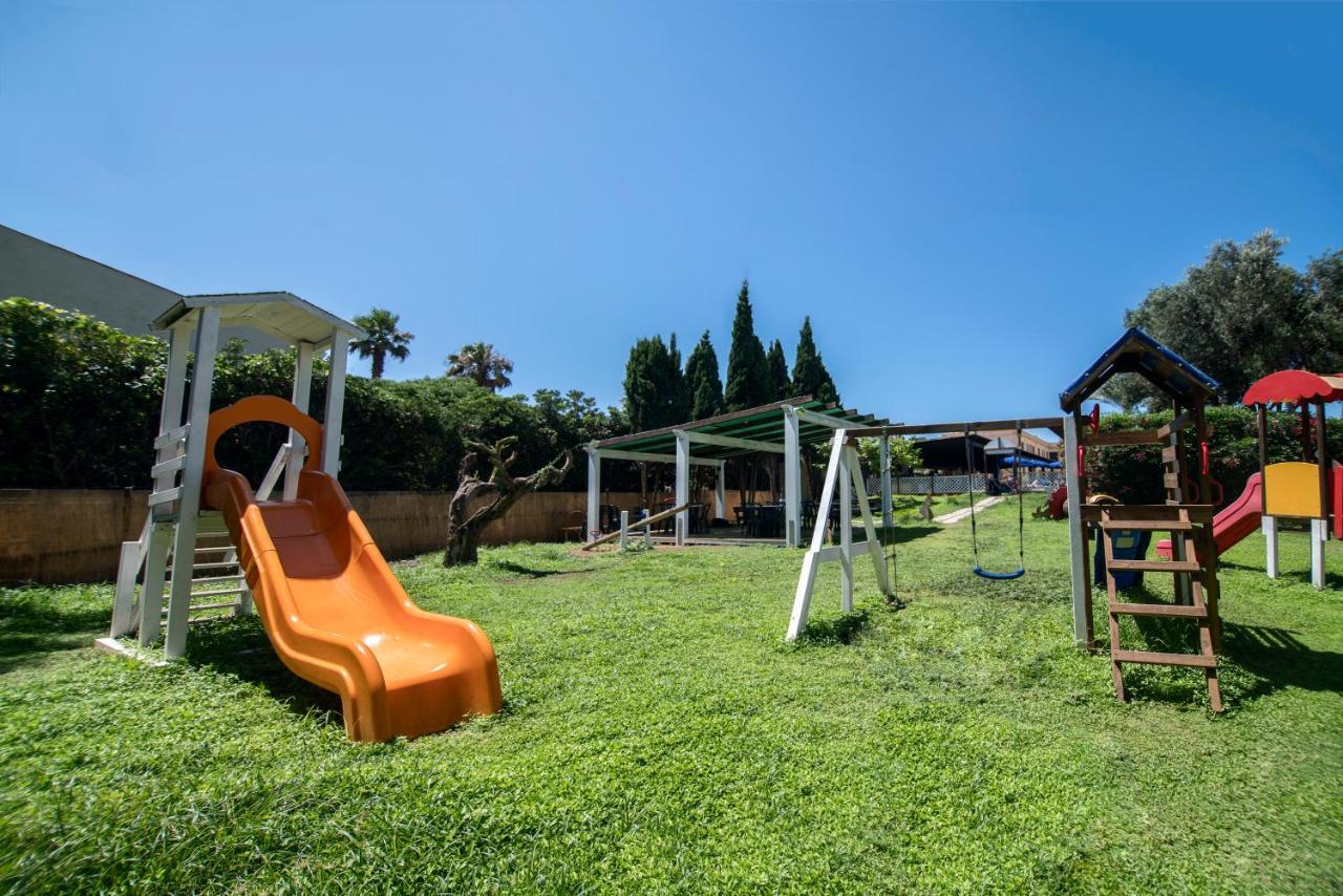 Delfino Beach Hotel Марсала Экстерьер фото